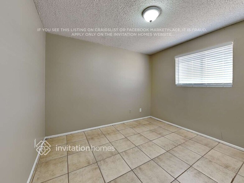 Building Photo - 6813 W Montebello Ave