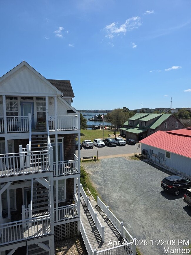Building Photo - Welcome to coastal living in the heart of Manteo 1 Bedroom 1 Bath