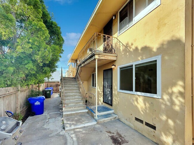 Building Photo - Beautiful 1BD/1BA Fully Remodeled Unit w/ ...