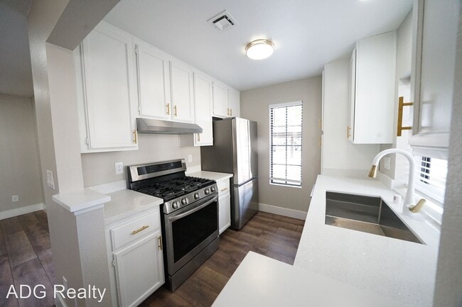 Building Photo - 1 br, 1 bath House - 4729 Nara Vista Way #...