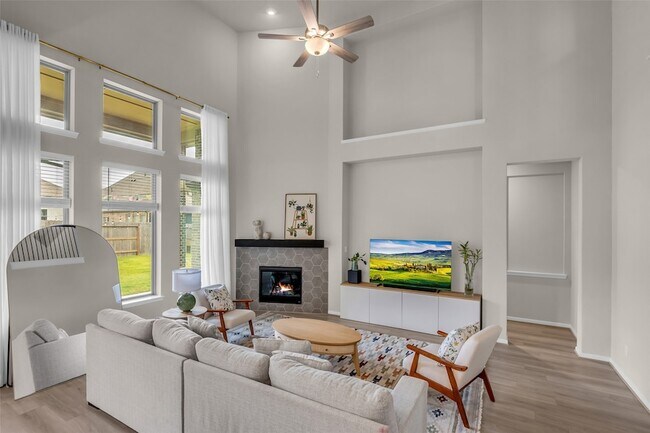 Building Photo - 32117 Magnolia River Trl