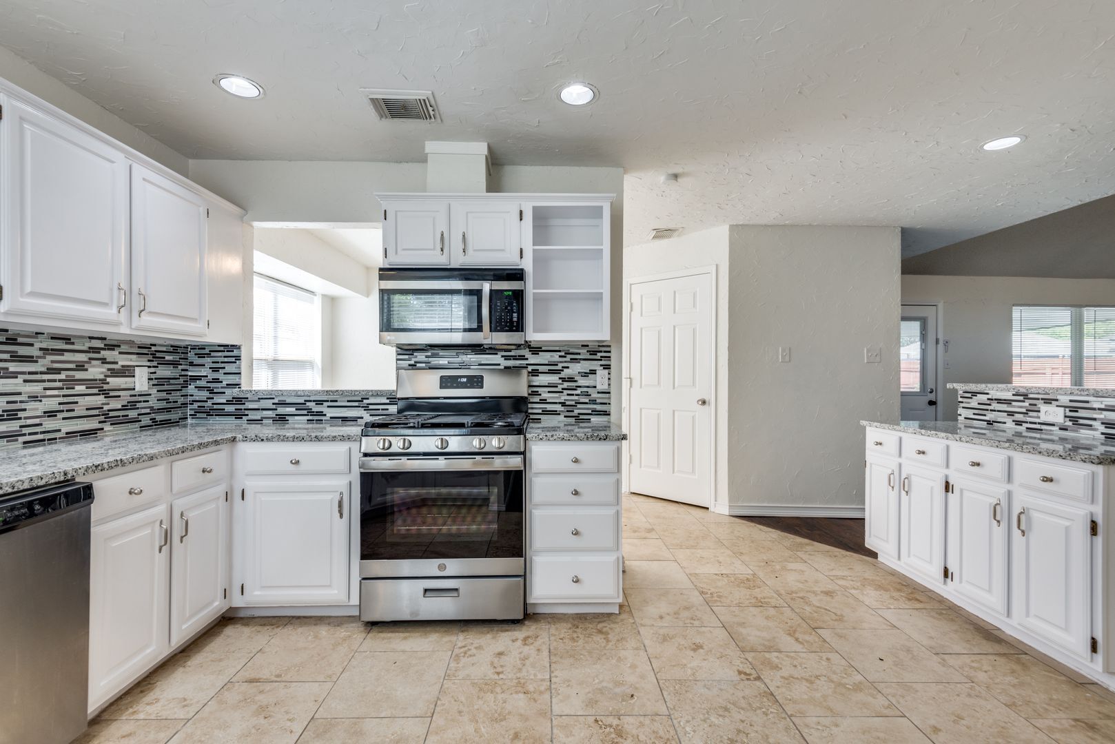 Building Photo - 1108 Bay Shore St