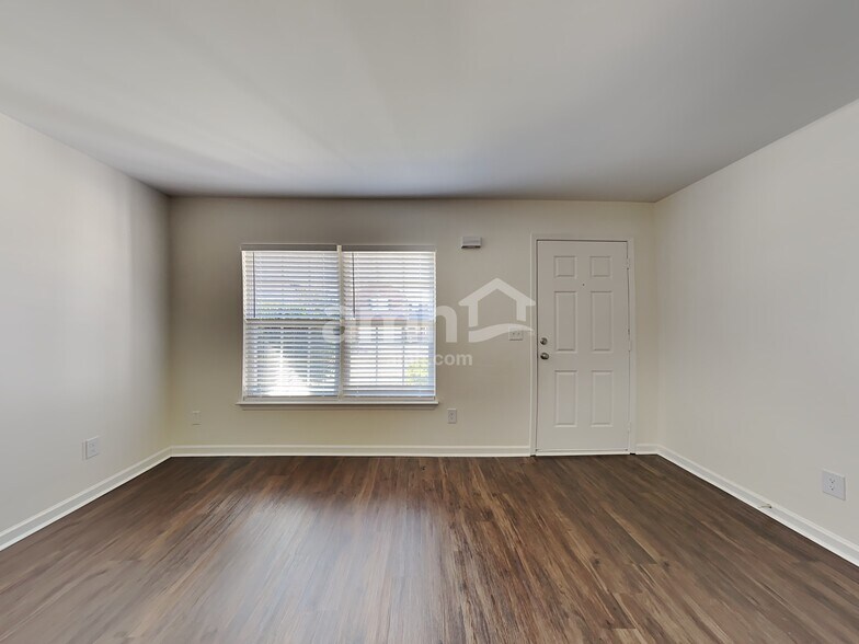 Building Photo - 2034 Fiona Way