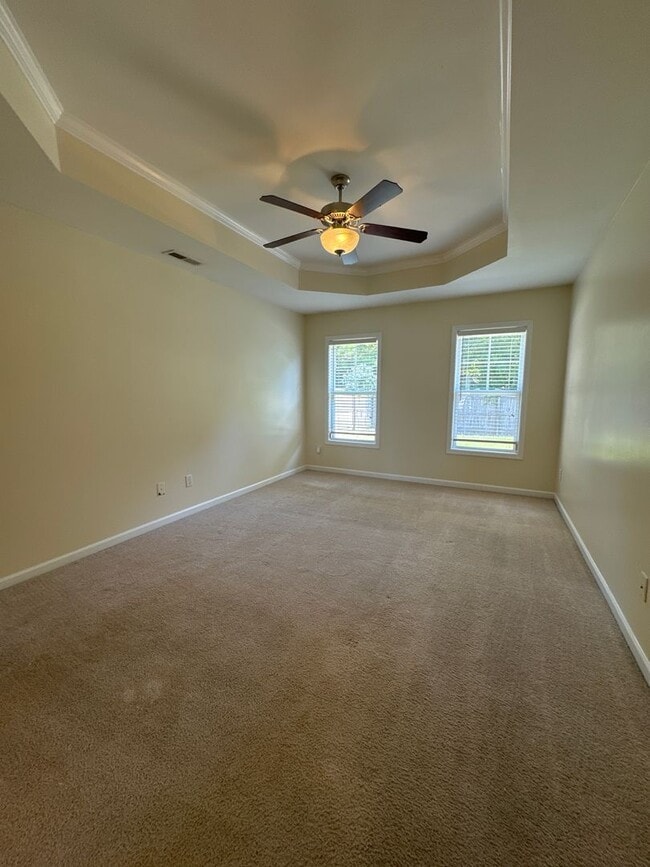 Building Photo - Something special on Sonoma!