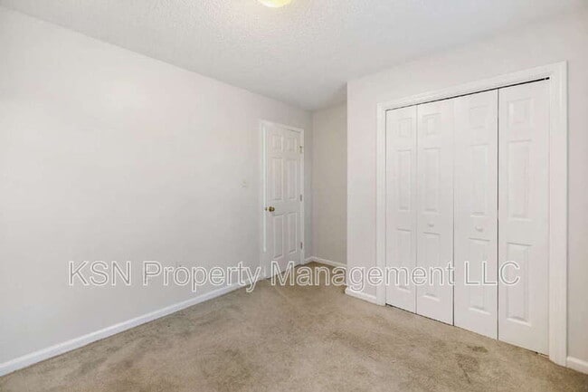 Building Photo - 123 Salt Landing Cir