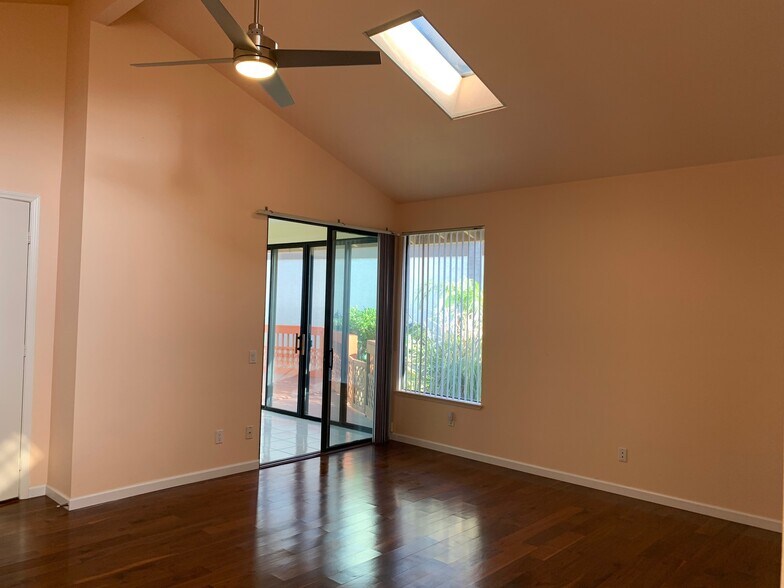 Building Photo - 6535 Caminito Northland