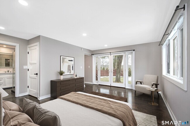 Building Photo - 17 Ferry Ln