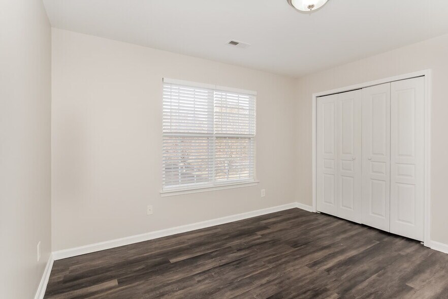 Building Photo - 3019 Nevin Pl Dr