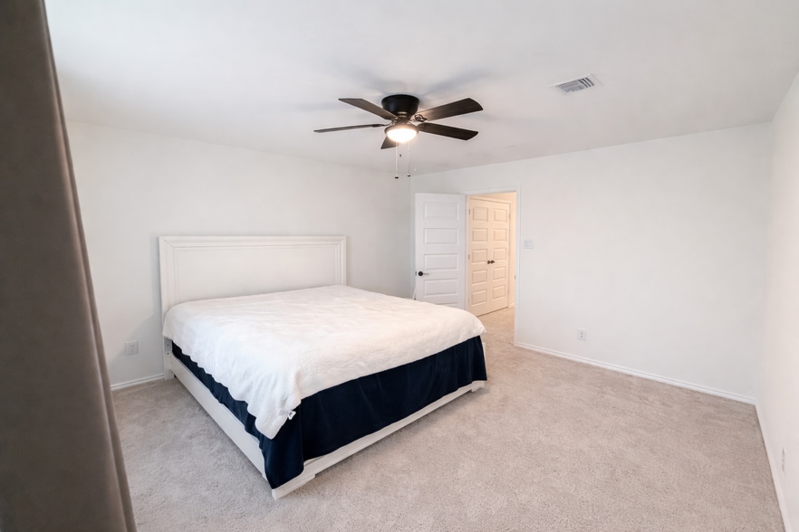 Bedroom 2 - 708 Yellow Ribbon Trl