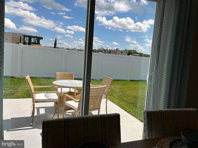 Building Photo - 265 Baker Dr