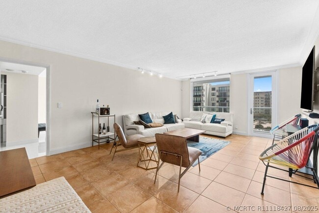 Building Photo - 3450 S Ocean Blvd