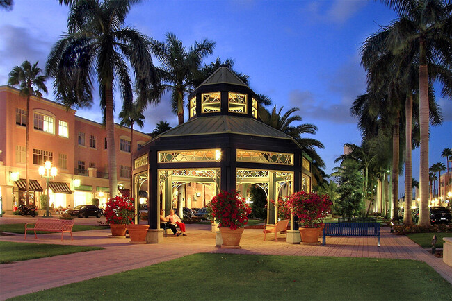 Building Photo - 500 SE Mizner Blvd