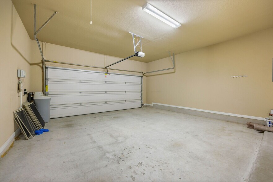 garage - 5929 Gunnison Turn Rd