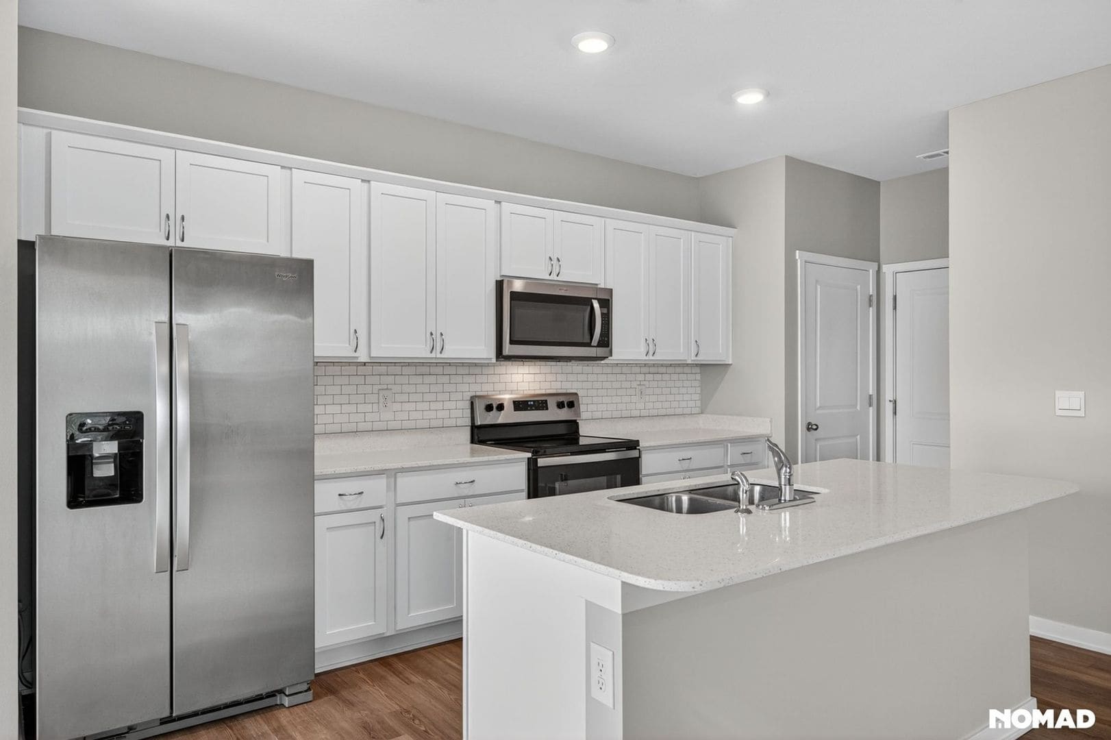Building Photo - 912 Maywood Ln