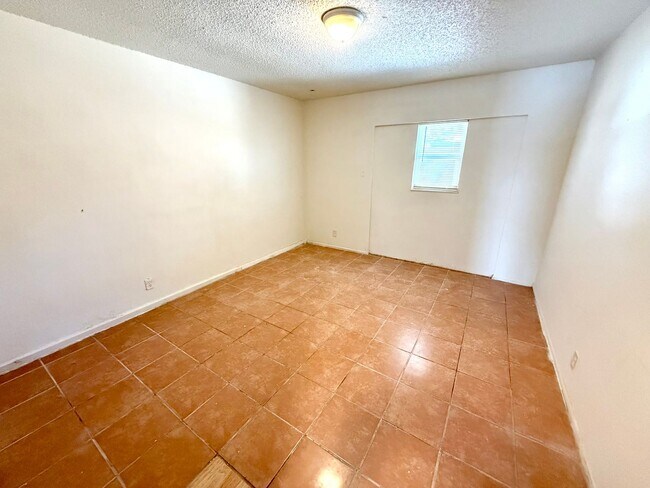 Building Photo - 7806 Winsford Dr