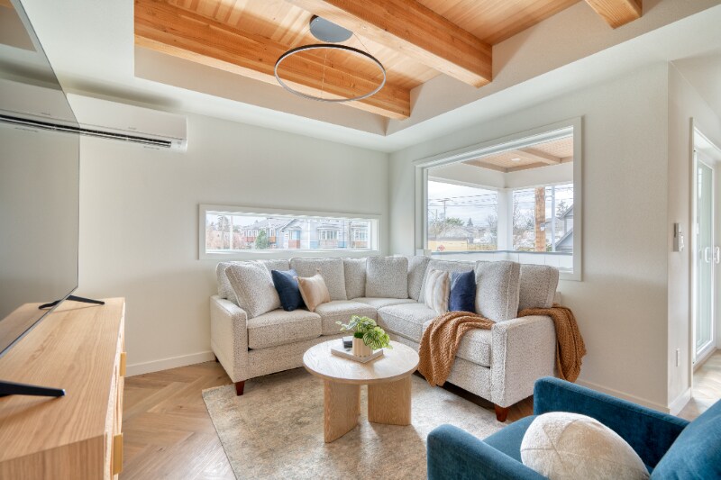 Building Photo - 5022-5022 NE 26th Ave