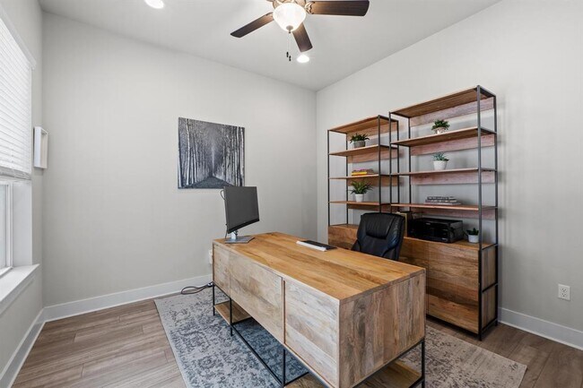 Building Photo - 8908 Apogee Blvd