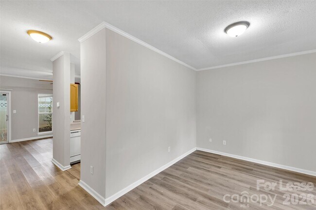 Building Photo - 6349 Mallard View Ln