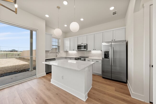 Building Photo - 6630 Abode Ave