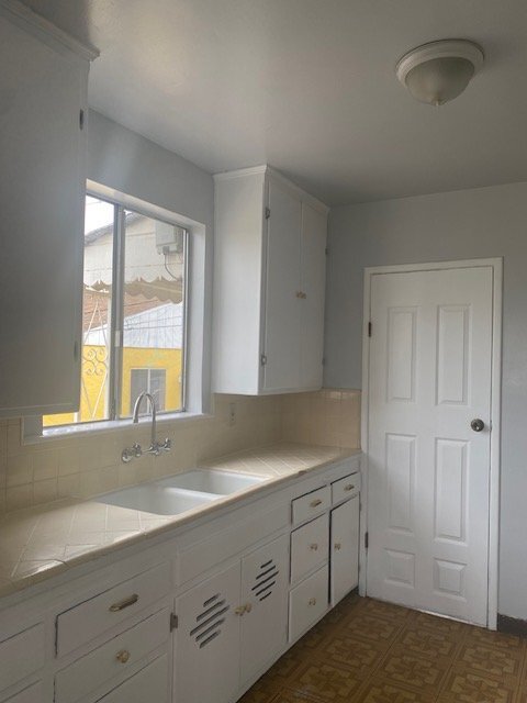 Building Photo - 3641 E 59th Pl
