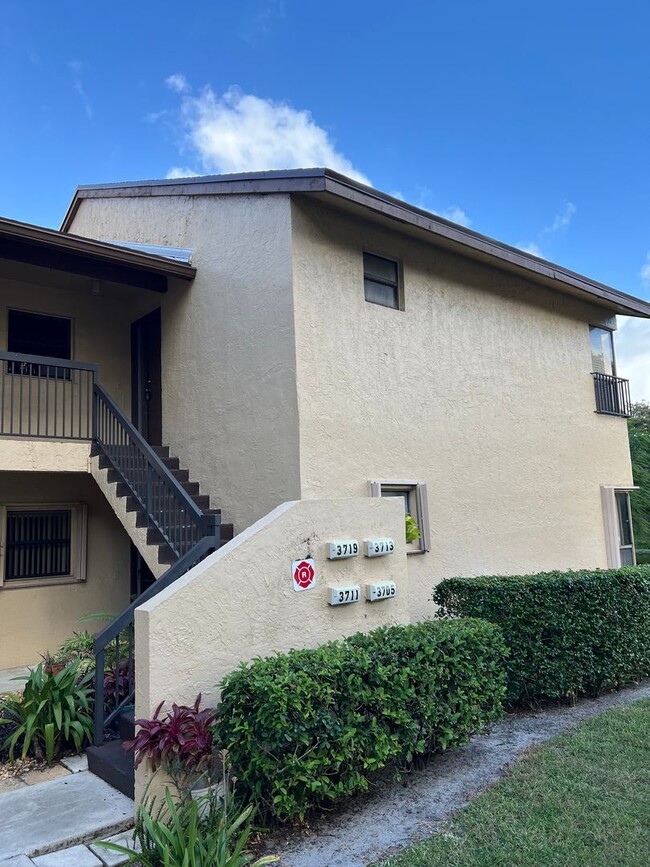 Primary Photo - Excellent Condo in Coconut Creek