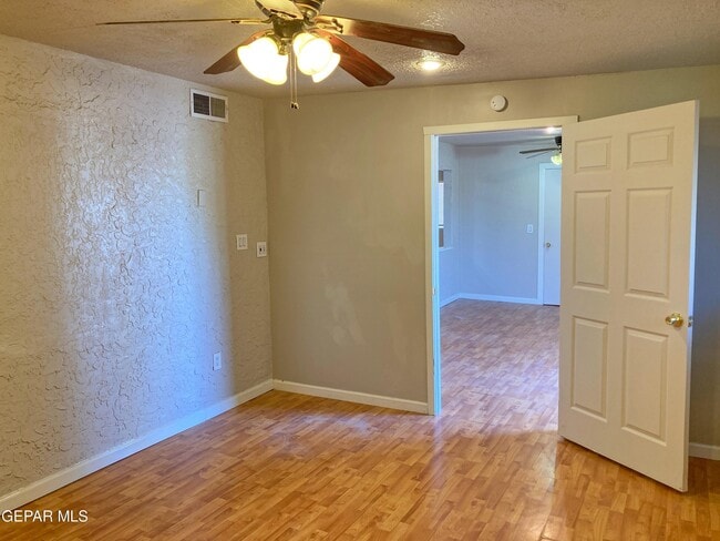 Building Photo - 1308 Montana Ave