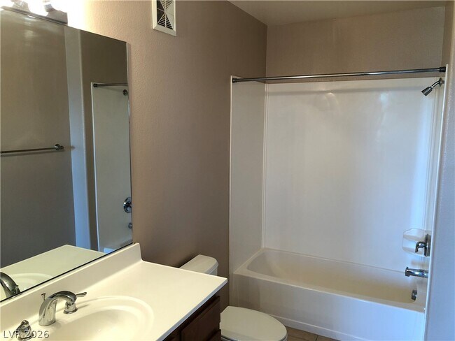 Building Photo - 68 E Serene Ave