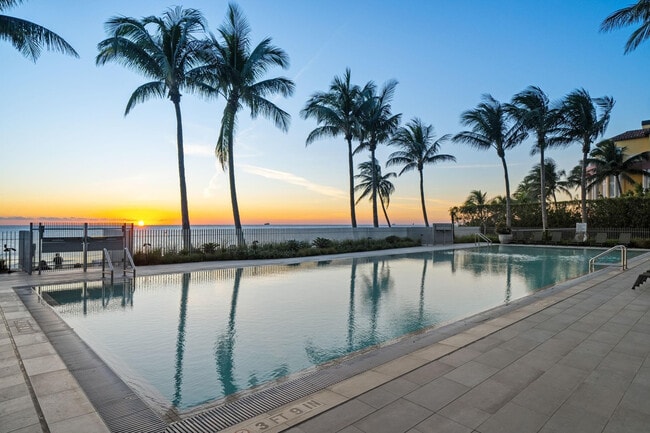 Building Photo - 2200 N Ocean Blvd