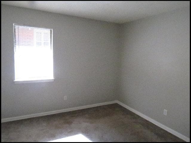 Building Photo - 1403 S Schiller St