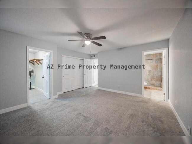 Building Photo - 2229 N 87th Way