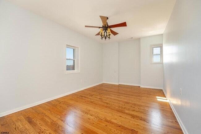 Building Photo - 222 S Rhode Island Ave