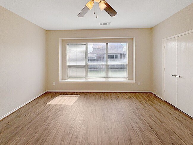 Building Photo - 9716 Minton Dr