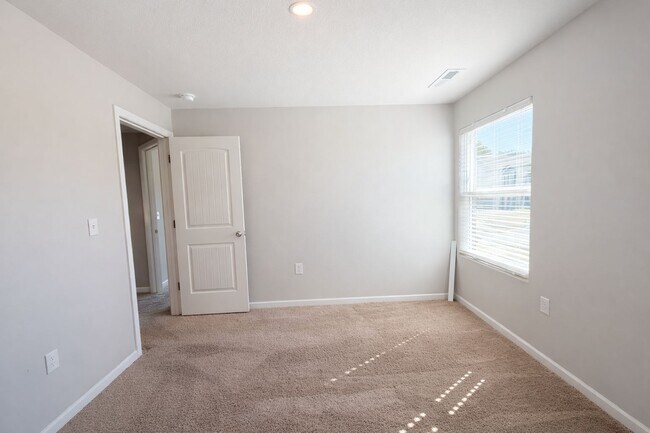 Building Photo - 1408 Nia Rd