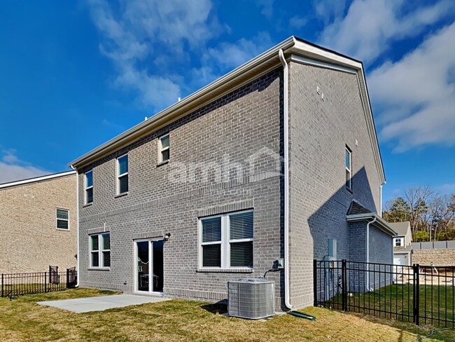 Building Photo - 245 Argea Dr