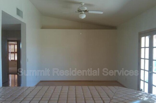 Building Photo - 345 W Atua Pl