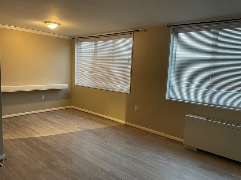Building Photo - 10500 ROCKVILLE Pike