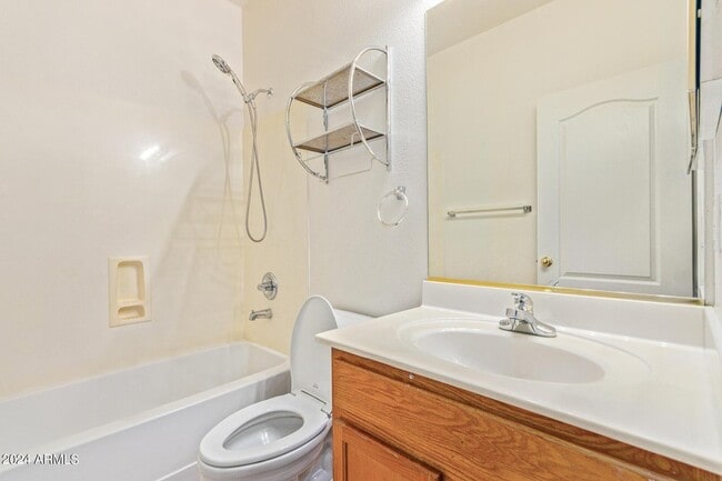 Building Photo - 2390 E Whitten St