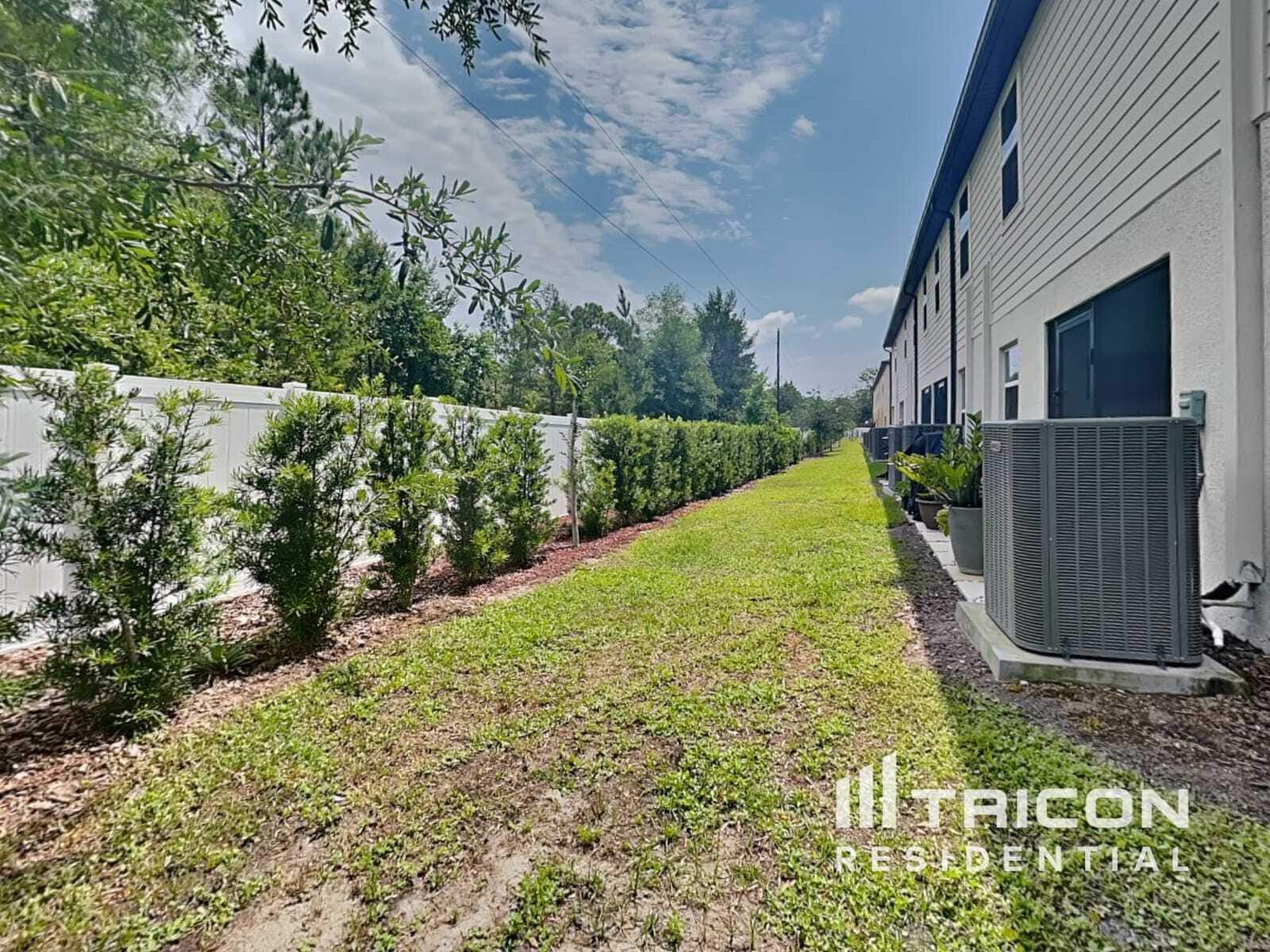 Building Photo - 1576 Wynford Cir