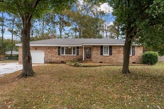 Building Photo - 1132 Sippel Dr