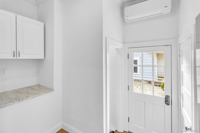 Building Photo - 475 Dobbs Ferry Rd