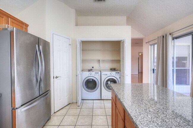 Building Photo - 1226 Berrystone Trail