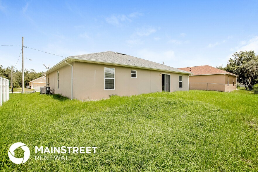 Building Photo - 1903 Ray Pl