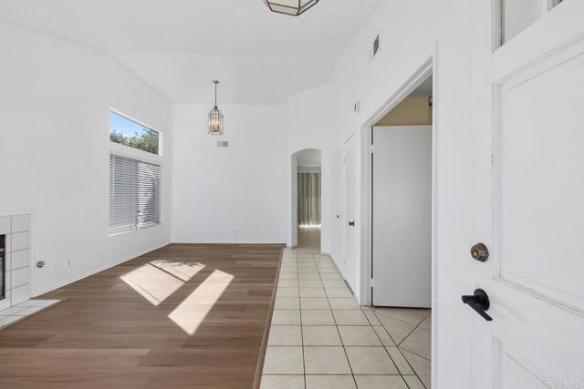 Building Photo - 5444 Loganberry Way