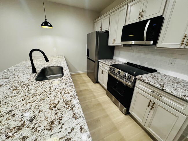 Building Photo - 101 Foster Grove Drive