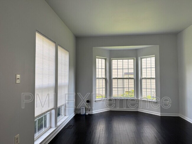 Building Photo - 3526 Halford St