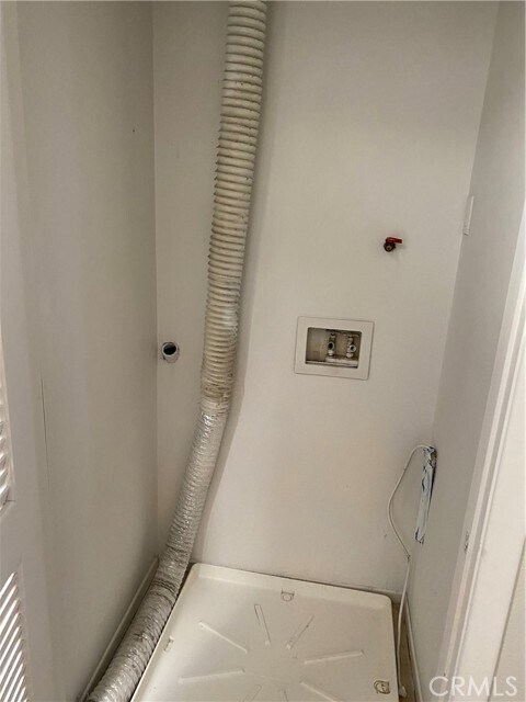 Building Photo - 622 N Howard St