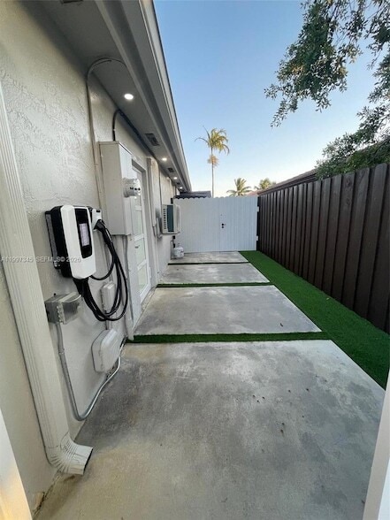 Building Photo - 15426 SW 168th Terrace