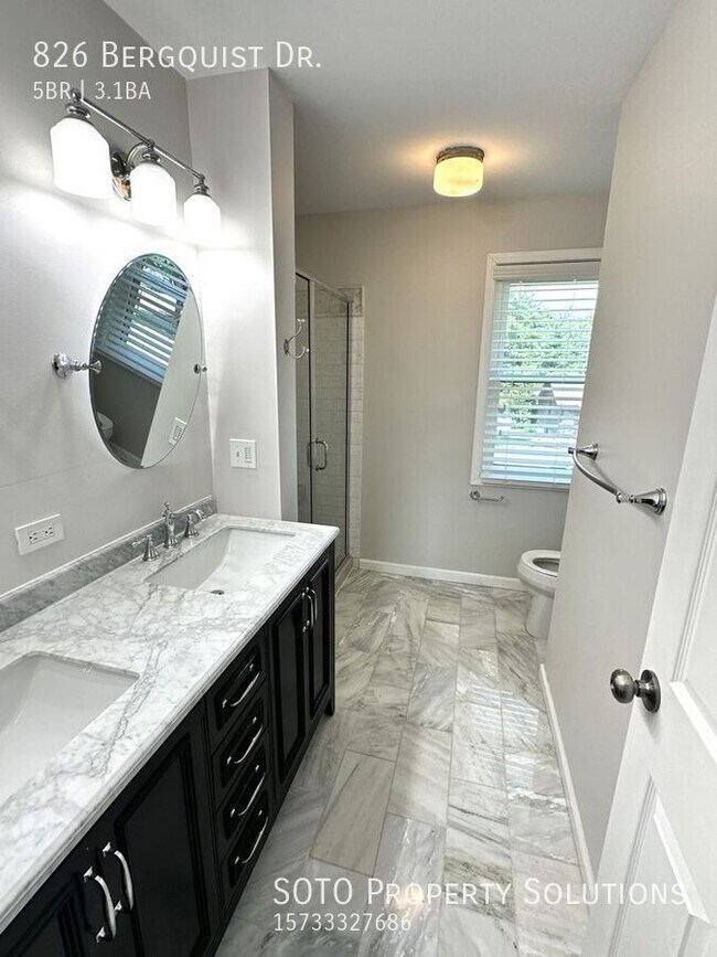 Building Photo - 826 Bergquist Dr