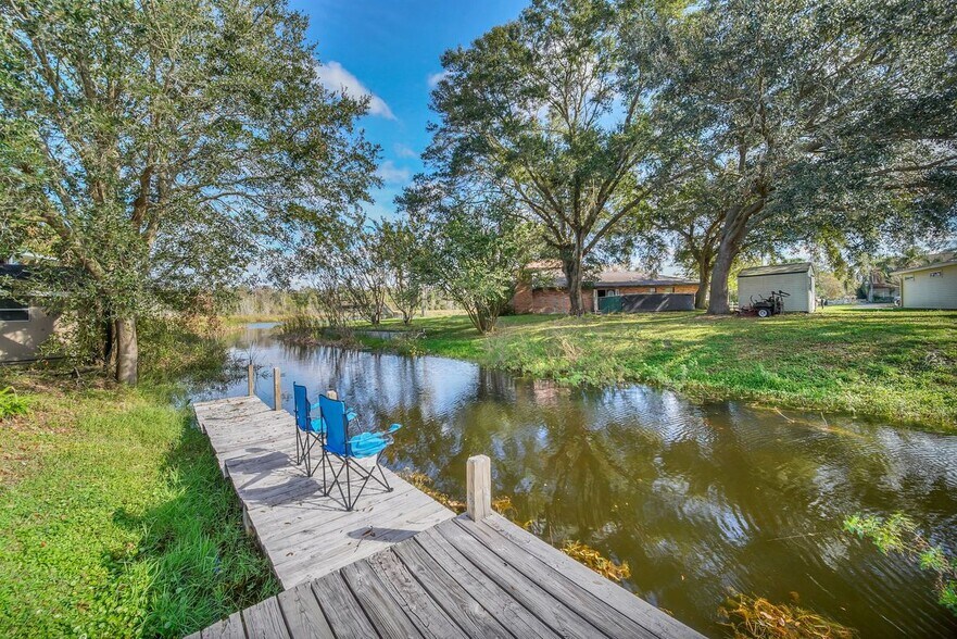 Building Photo - 5 SE Ocale Way