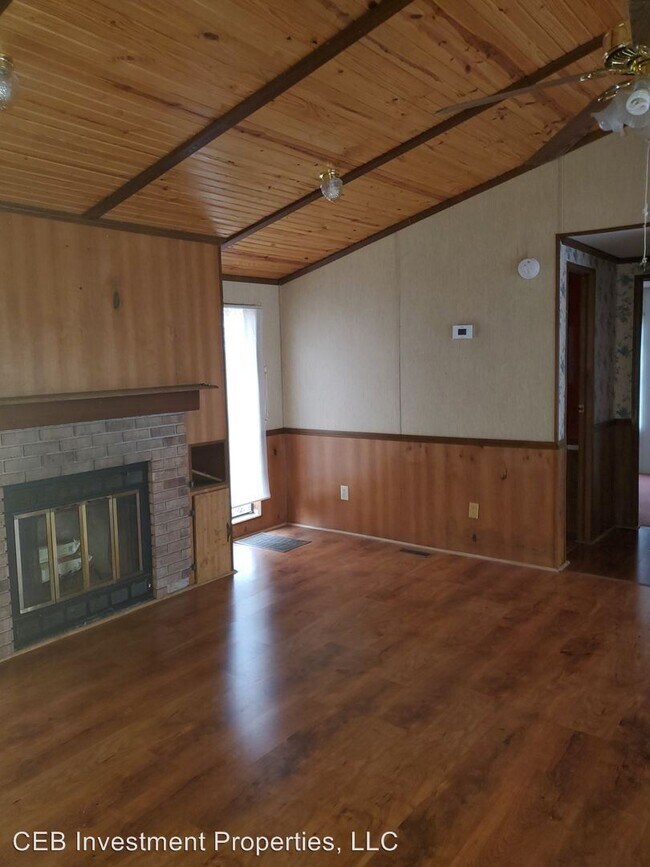 Building Photo - 2497 US-45